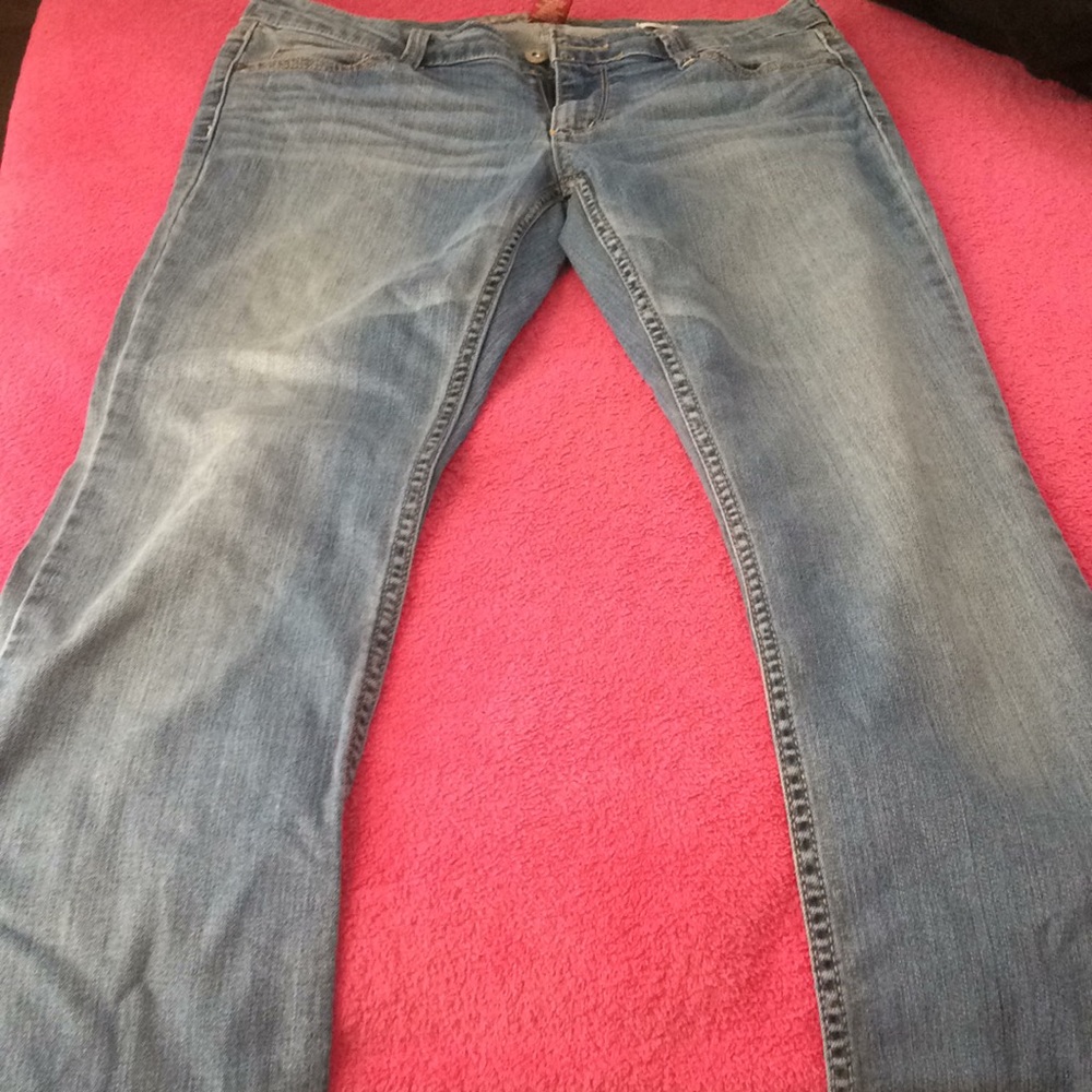 Jeans
